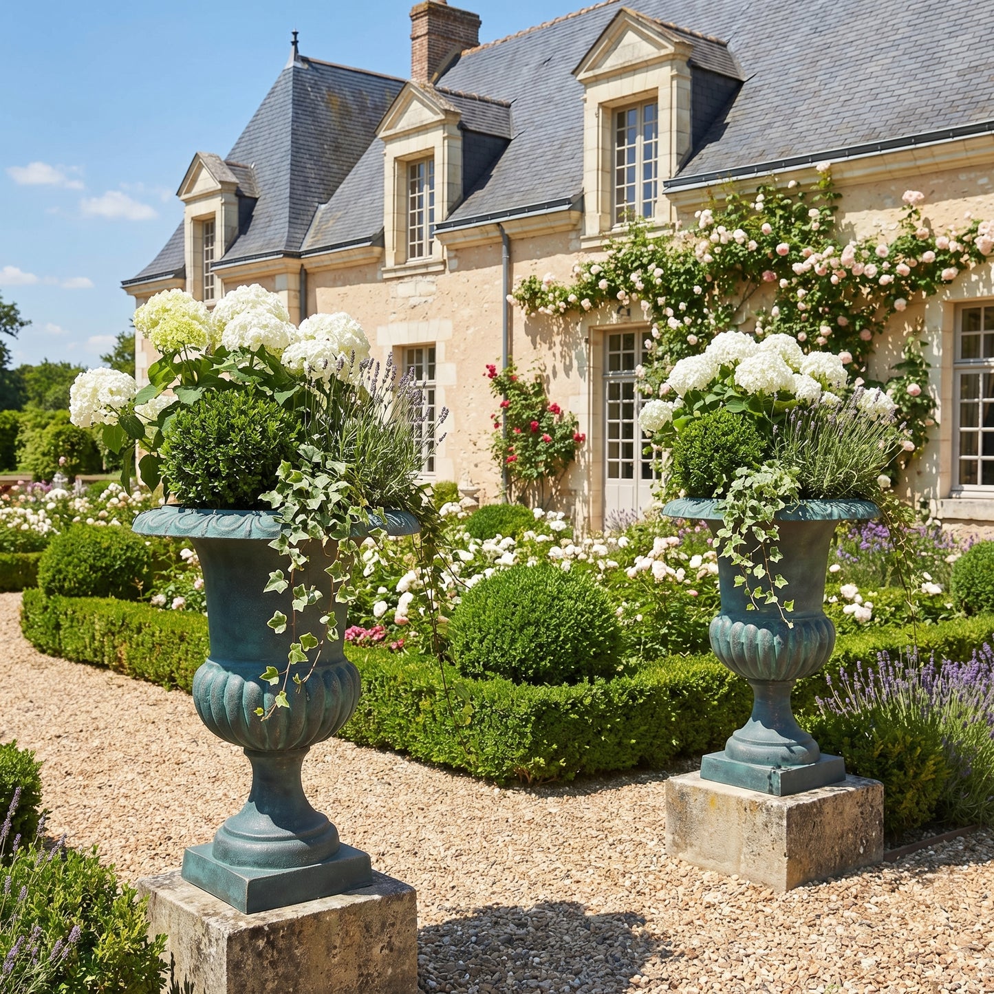 Vase de Jardin en Fonte · 48×62cm · Finition Vert-de-Gris · Livraison incluse