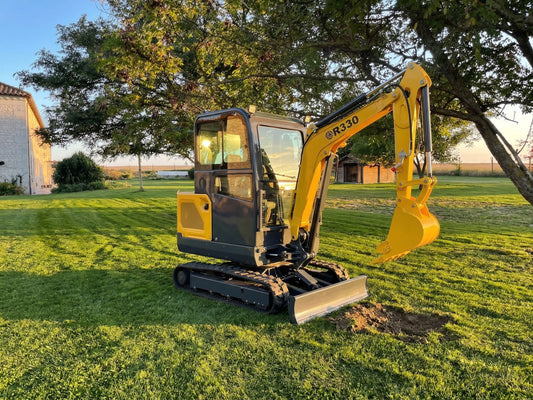 Mini Pelle Hydraulique R330 — Moteur Kubota · Euro 5 · CE